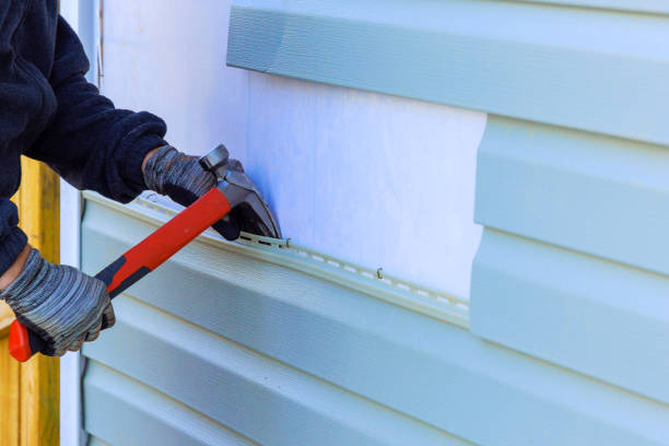 Reliable Siding Inspection contractor in Hempstead, NY by Creative Siding